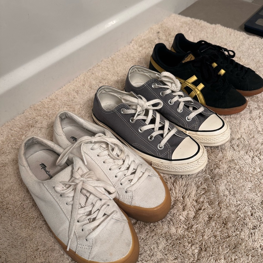 Size 6 Sneaker Lot for Sale
